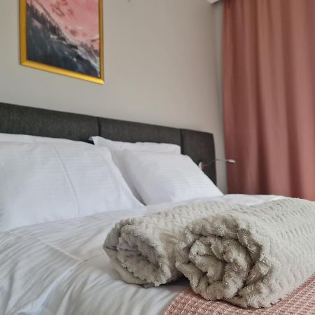 Budget Hotel Tourist Inn Arnavutkoy エクステリア 写真
