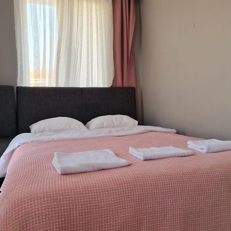 Budget Hotel Tourist Inn Arnavutkoy エクステリア 写真